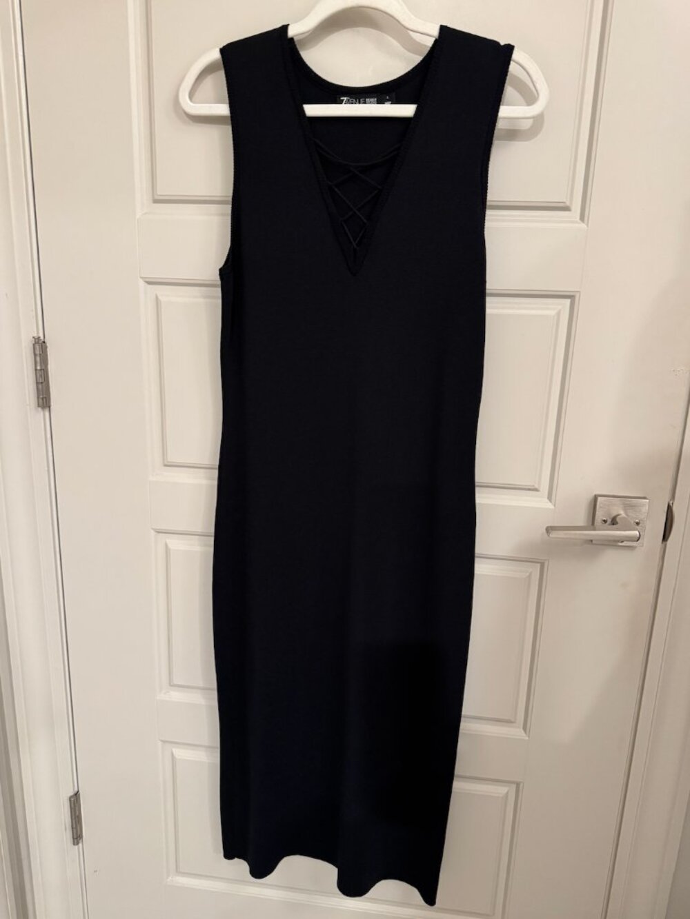 New York & Company - Black Sleeveless Midi Dress | size: Large